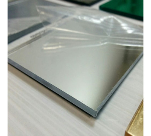 Зеркальные экструзионные акриловые листы в Жодино